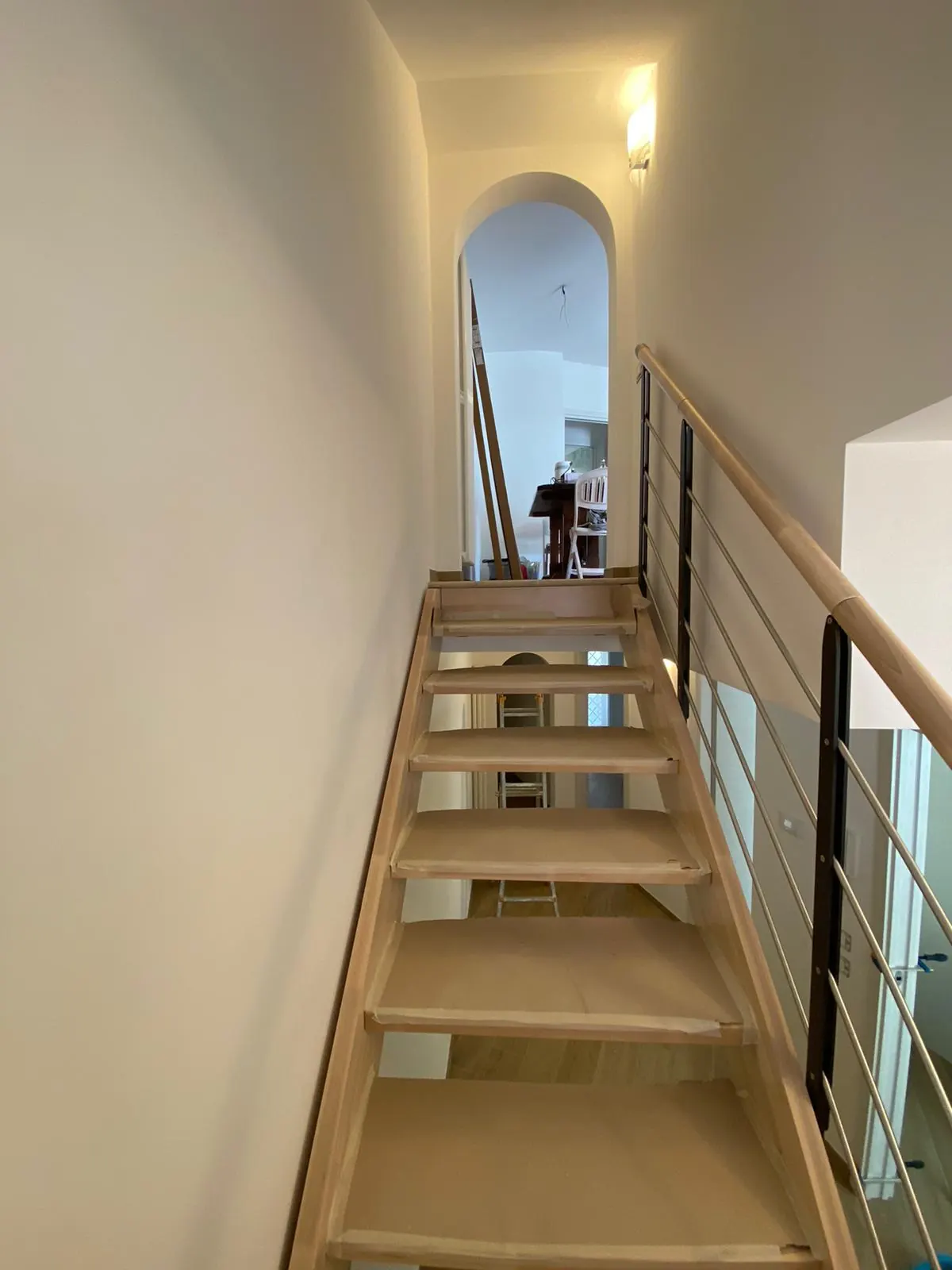 Scala in legno durante la realizzazione